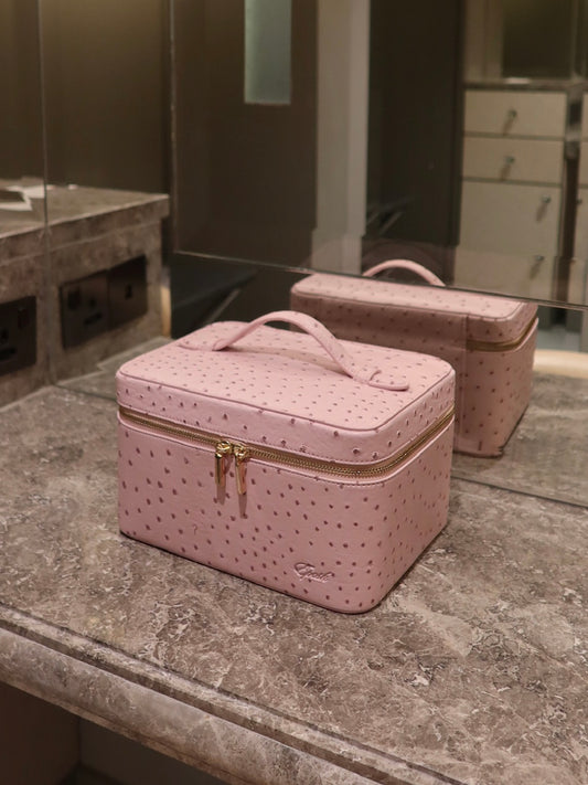 Medium Signature Vanity Bag (Pale Lilac)